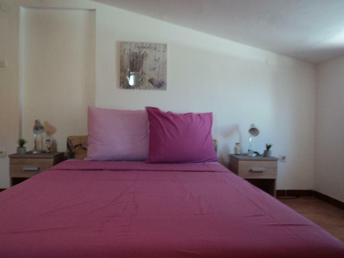 Apartment Studio Ana *
